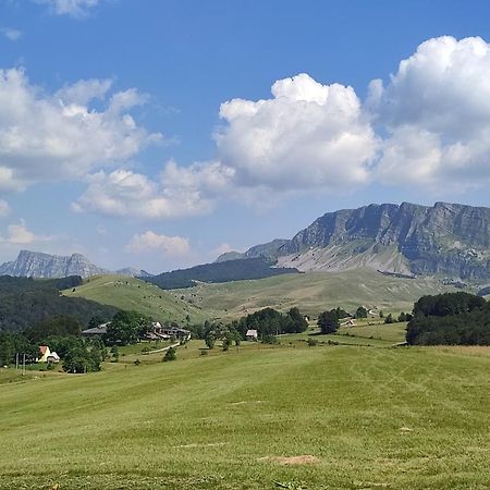 Cemerno Cottage Gacko Exteriér fotografie